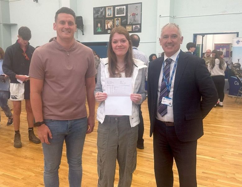 Mr Frazer pictured with Harry (left) and Arthur (right). Both students achieved ten GCSEs graded between 7-9, seven of which were grade 9s. Mr Frazer pictured with Harry (left) and Arthur (right). Both students achieved ten GCSEs graded between 7-9, seven of which were grade 9s.